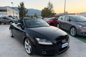 Audi TT -CABRIO- 2.0 Tdi QUATTRO - S LINE