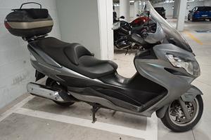 Suzuki Burgman 400 AN con ABS