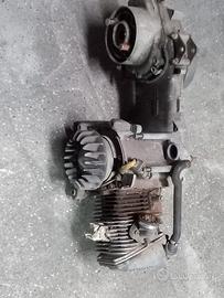 blocco vespa 4 valvole leggete 