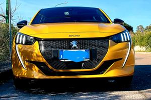 Peugeot 208 - GT Line