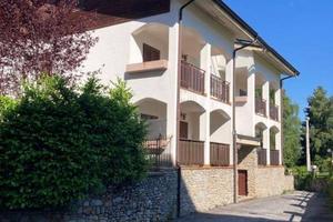 Appartamento di 120 m² con 5 locali a Roburent