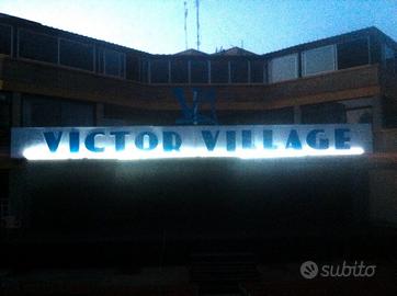 UGENTO al VICTOR VILLAGE