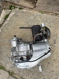Motore vespa faro  baso VN1M