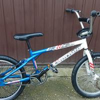 bicicletta BMX