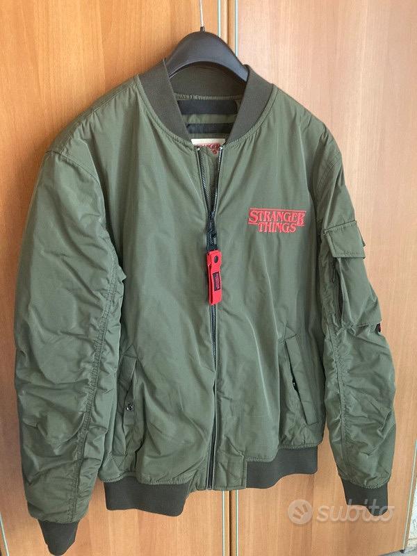 Giacca bomber Stranger Things Pull&Bear Abbigliamento e Accessori In
