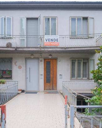 Casa indipendente di 240 m² con 5 locali a Pesaro
