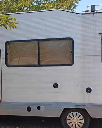 Camper Rimor 580 motorizzato 2500 aspirato 