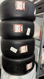 GOMME SLICK 13 " YOKOHAMA 600€