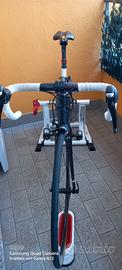 bici da corsa  focus  