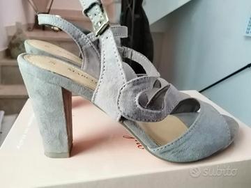 Sandali similpelle scamosciata taupe Marco Tozzi 