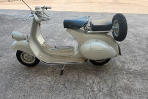 Vespa 125 faro basso VM2 del 1953