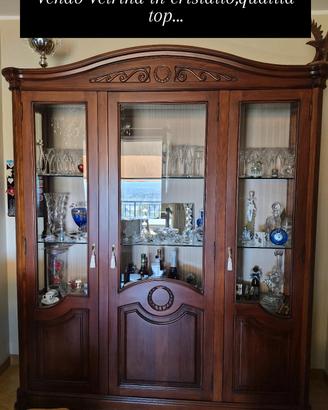 Vetrina stile classico legno e cristallo