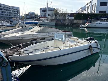 Barca Open 5,5m fuoribordo 40 cv