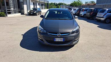 Opel Astra 1.4 Benzina 120CV Cosmo