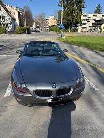 BMW Z4 2.5i Roadster – 6 cilindri – 220.000 km – O