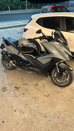 Kymco ak550