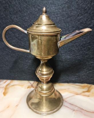Antica lampada-petrolieraa olio orientale ottone