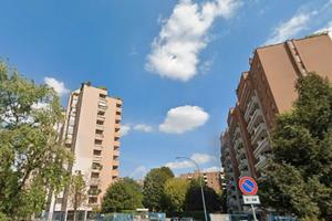 Stanza singola in ampio appartamento M2 sotto casa