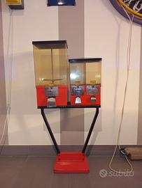 Distributore caramelle