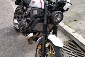 Yamaha XSR 700 - 2023