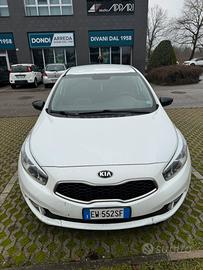 KIA CEE’D  1.6 2014