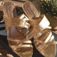 Scarpe estive con tacco
