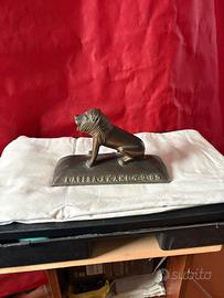 Leone in ottone massiccio