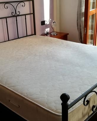 letto matrimoniale in ferro battuto 