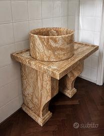 Lavabo in marmo giallo di Siena