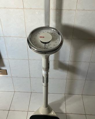 Bilancia e altimetro professionale SECA
