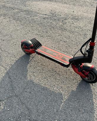 Monopattino Q5