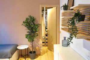 Monolocale con cucina separata e terrazzino