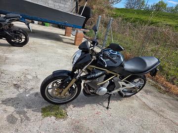 Kawasaki Er6n depotenziata 35kw