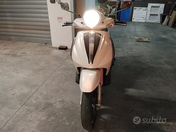 Piaggio Beverly 300cc bianco perlato usato