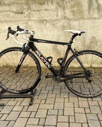 Bici corsa kuota, in carbonio, shimano DUR-ACE 10V