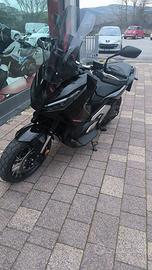 Honda X-ADV 750 imm. 10/2025