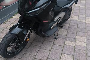 Honda X-ADV 750 imm. 10/2025