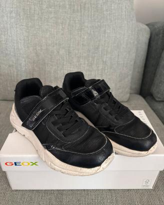 Geox Sneaker bambina EU 35 nere/bianco traspiranti