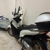 HONDA SH 150i solo 4700km 1500