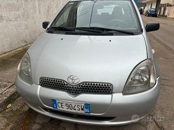 TOYOTA YARIS 2003