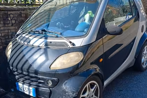 Smart del 1999 ibrida gpl