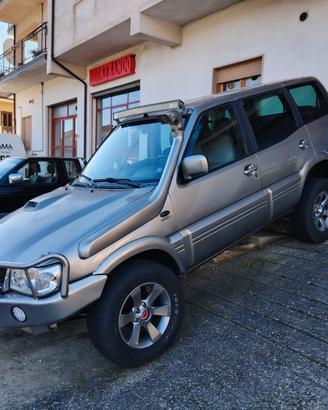 Nissan Terrano II 3.0 DiT 4x4 Versione 7 Posti-