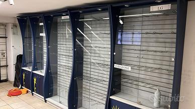 Mobile / Vetrofania modulare composta da 5 blocchi