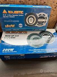 Coppia di casse audio da auto