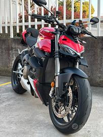 Ducati Streetfighter V4