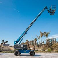 Piattaforma aerea telescopica Genie S-65