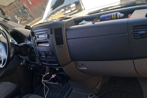 Mercedes benz sprinter