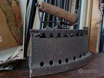 Ferro da stiro d'epoca 