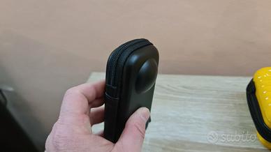Insta 360 X3 custodia e batteria extra