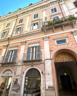 Appartamento di 140 m² con 3 locali a Roma